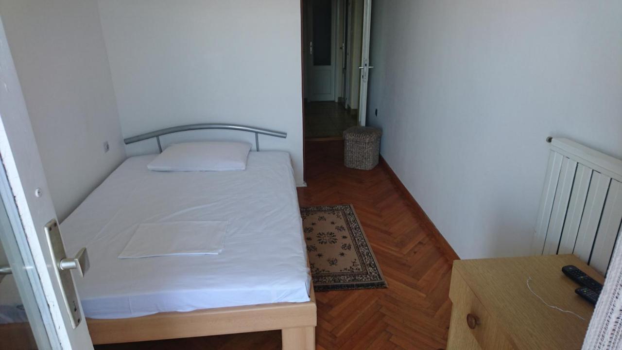 Restoran Sirena Bed & Breakfast Dramalj Ngoại thất bức ảnh